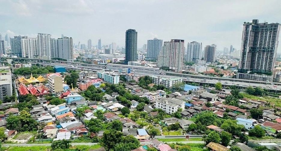 À louer studio condo à Thon Buri, Bangkok