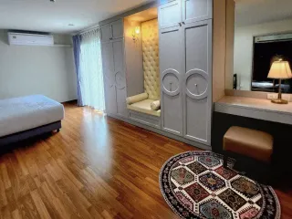 For rent 2 ベッドルーム condo in Phra Khanong, Bangkok