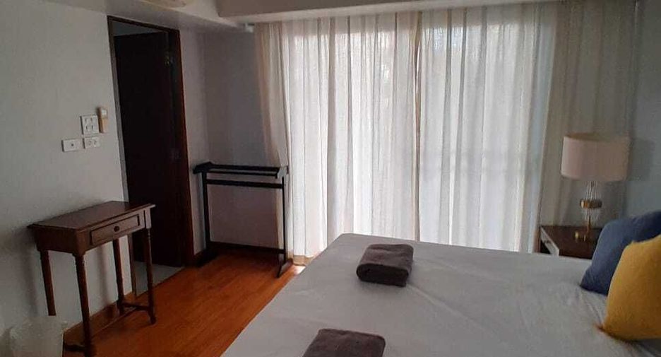 For rent 3 ベッドルーム condo in Sathon, Bangkok