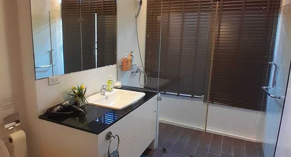 For rent 3 ベッドルーム condo in Sathon, Bangkok