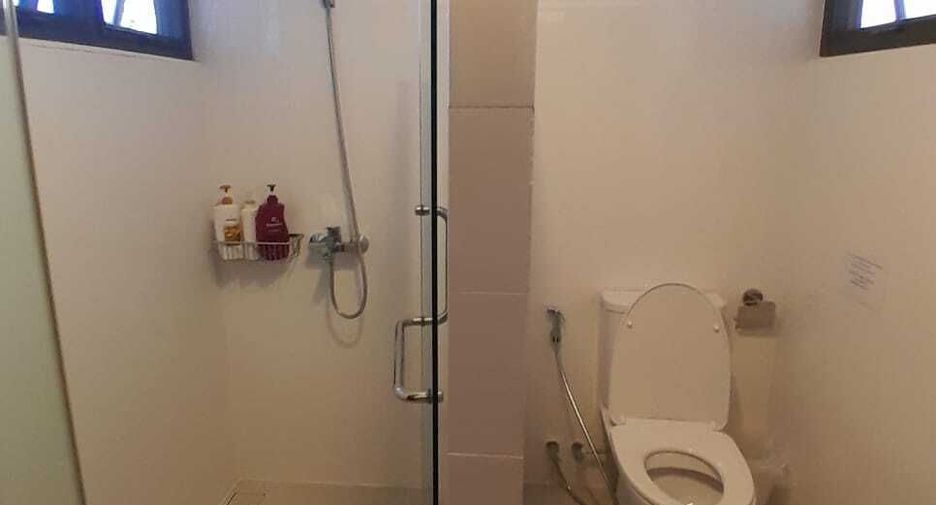 For rent 3 ベッドルーム condo in Sathon, Bangkok