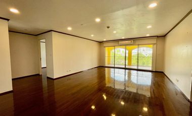 Wohnung zur Miete mit 3 Zimmer in Khlong Toei, Bangkok