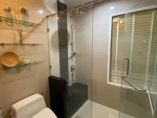 À louer studio condo à Watthana, Bangkok