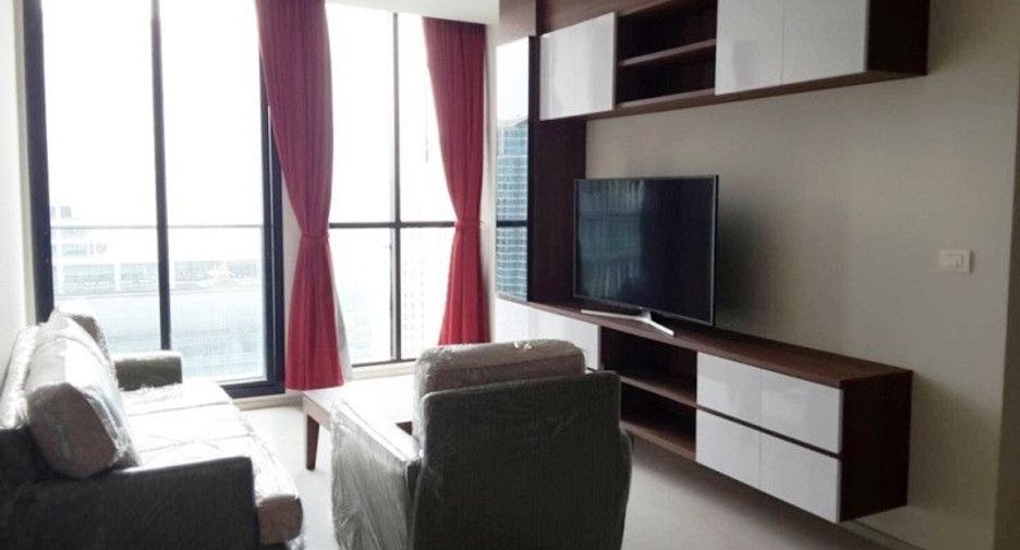 For rent 2 bedrooms condo in Pathum Wan, Bangkok