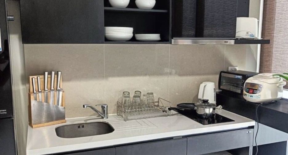 For rent 1 bed condo in Khlong Toei, Bangkok