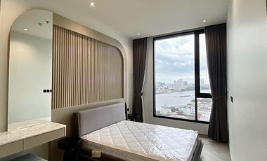 For rent 2 bedrooms condo in Khlong San, Bangkok