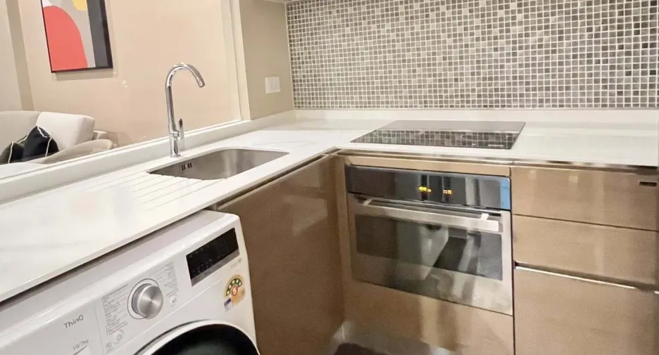 For rent 2 bedrooms condo in Chatuchak, Bangkok