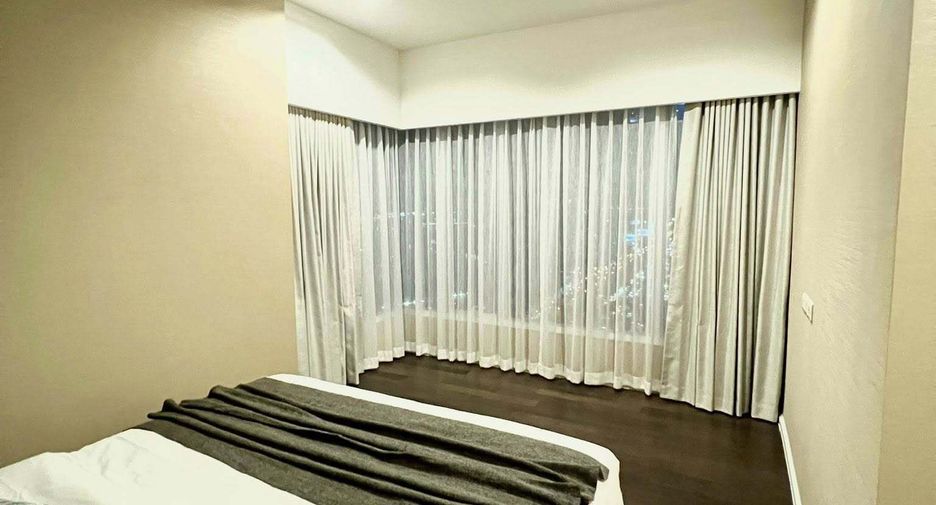 For rent 2 bedrooms condo in Chatuchak, Bangkok