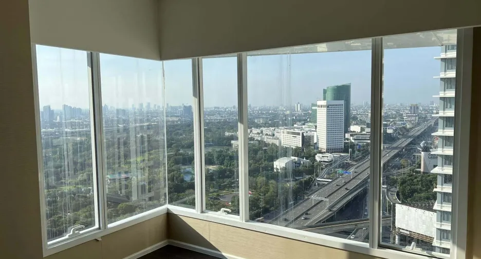For rent 2 bedrooms condo in Chatuchak, Bangkok