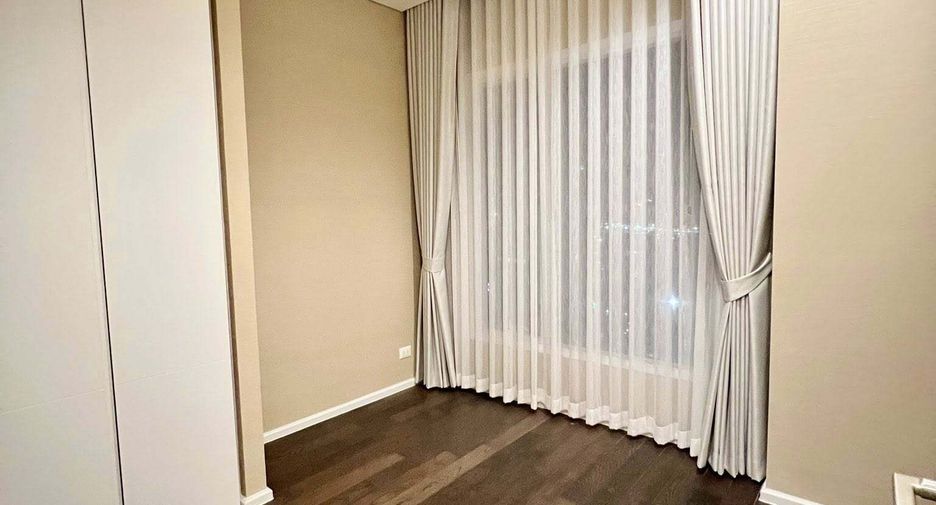 For rent 2 bedrooms condo in Chatuchak, Bangkok
