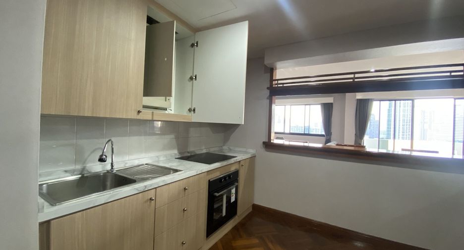 For rent 3 ベッドルーム condo in Watthana, Bangkok