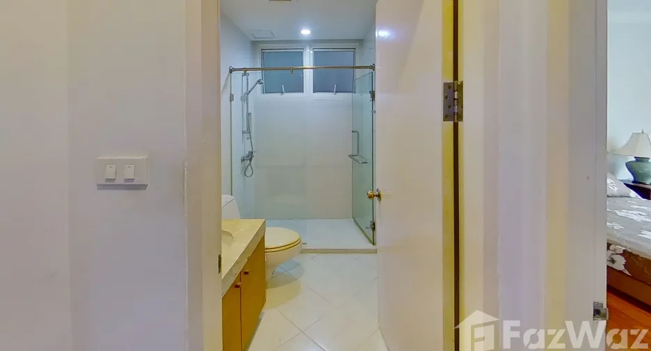 ให้เช่า 2 ห้องนอน คอนโด ใน คลองเตย, กรุงเทพฯ