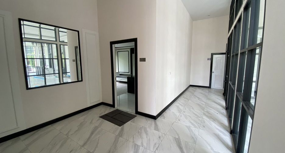 For rent 2 bedrooms house in Mueang Samut Prakan, Samut Prakan