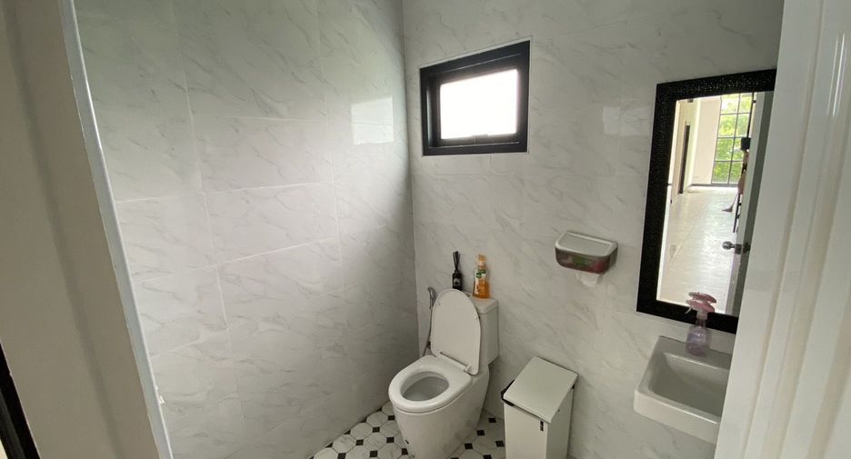 For rent 2 bedrooms house in Mueang Samut Prakan, Samut Prakan