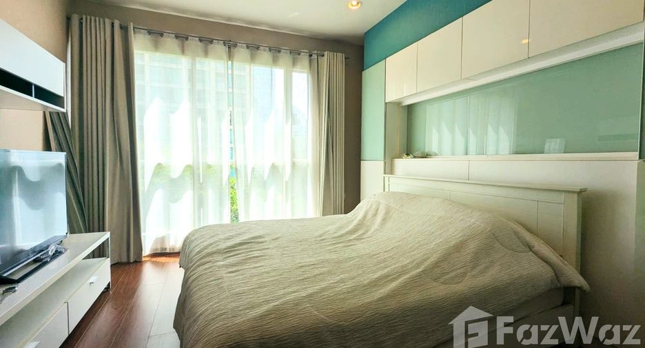 For rent 2 bedrooms condo in Pathum Wan, Bangkok