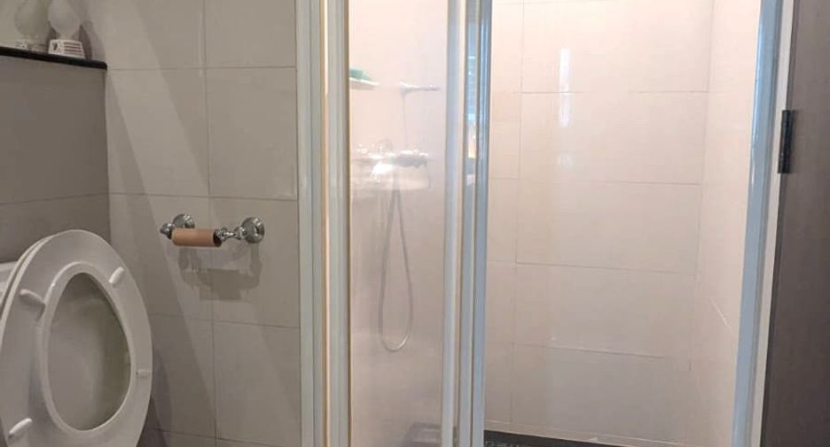 For rent 2 bedrooms condo in Pathum Wan, Bangkok