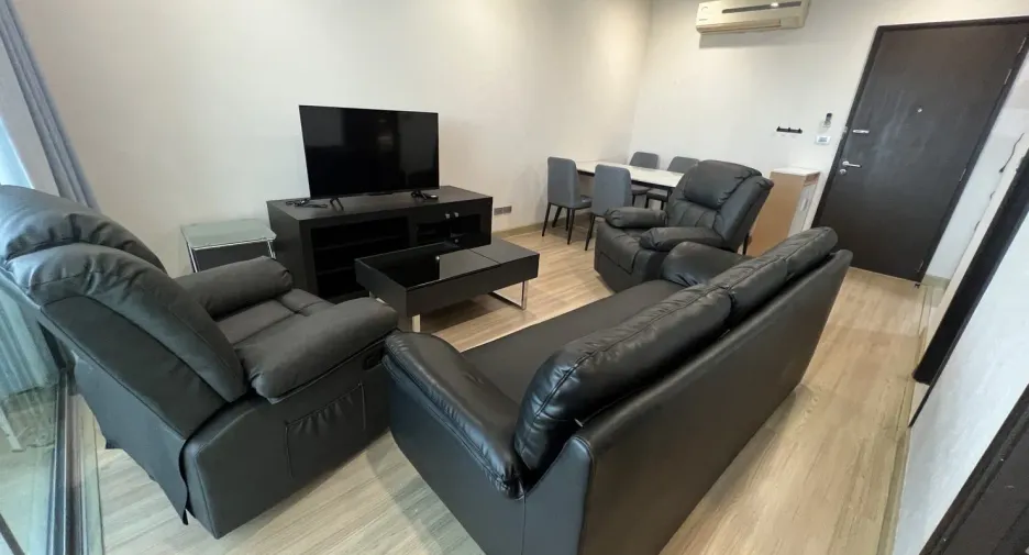 For rent 1 bed condo in Khlong Toei, Bangkok