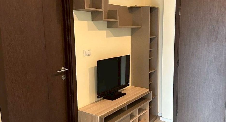 For rent 1 bed condo in Sathon, Bangkok