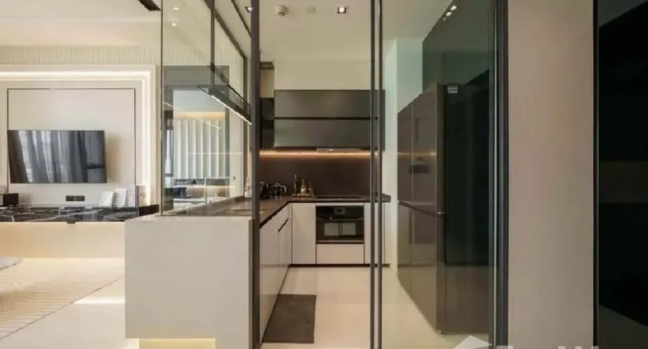 For rent 2 bedrooms condo in Watthana, Bangkok