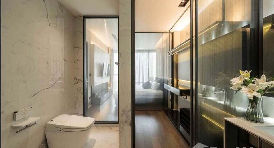 For rent 2 bedrooms condo in Watthana, Bangkok