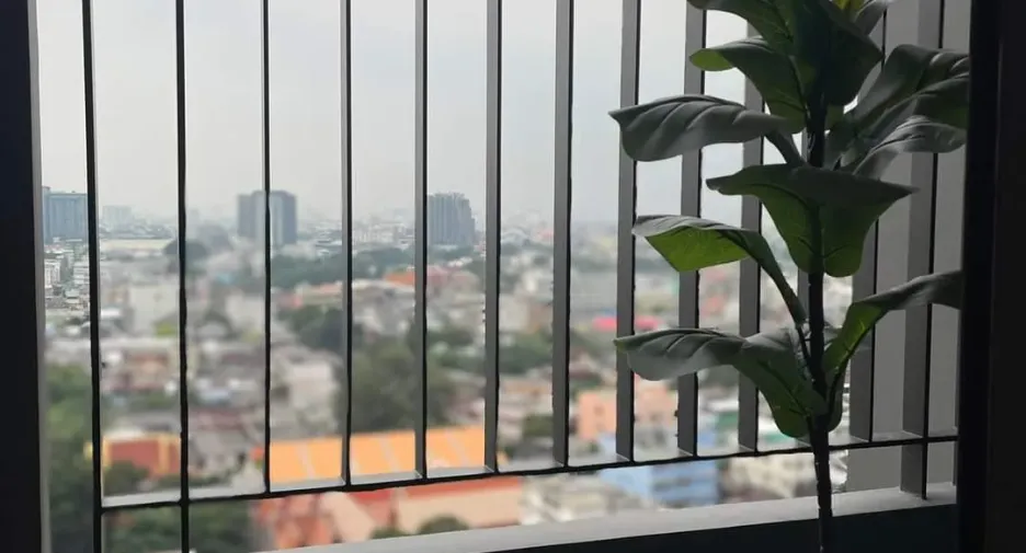 À louer 1 chambre condo à Thon Buri, Bangkok