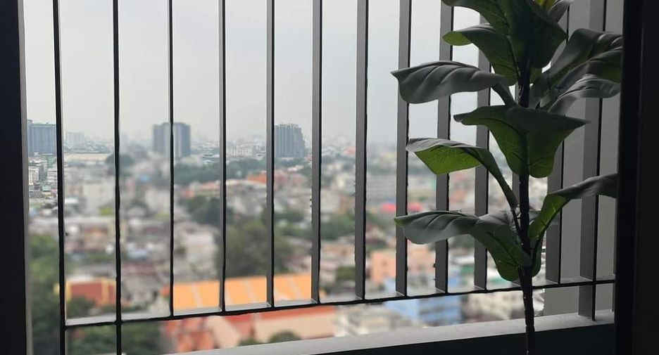 À louer 1 chambre condo à Thon Buri, Bangkok