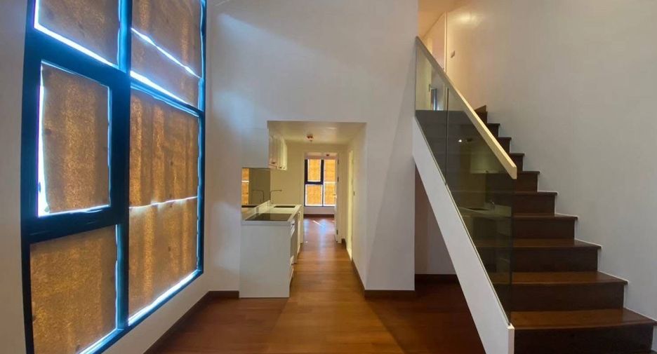 For rent 3 bedrooms condo in Bang Kho Laem, Bangkok