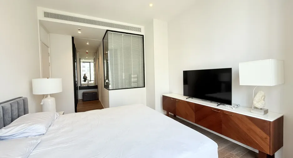 For rent 1 bed condo in Pathum Wan, Bangkok