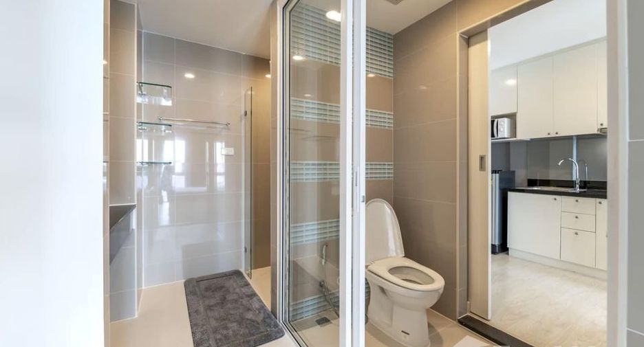 For rent 1 bed condo in Khan Na Yao, Bangkok