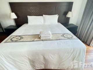 For rent 4 bedrooms condo in Pathum Wan, Bangkok