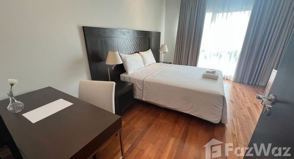 For rent 4 bedrooms condo in Pathum Wan, Bangkok