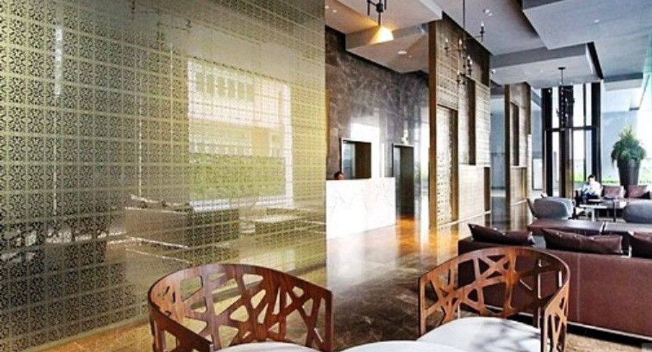 Condo en alquiler de 1 habitaciones en Khlong Toei, Bangkok
