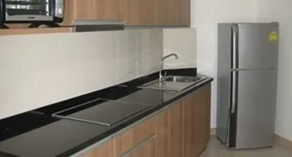 For rent 2 bedrooms apartment in Khlong Toei, Bangkok
