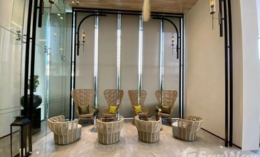 For rent 2 bedrooms condo in Sathon, Bangkok