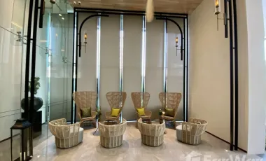 For rent 2 bedrooms condo in Sathon, Bangkok