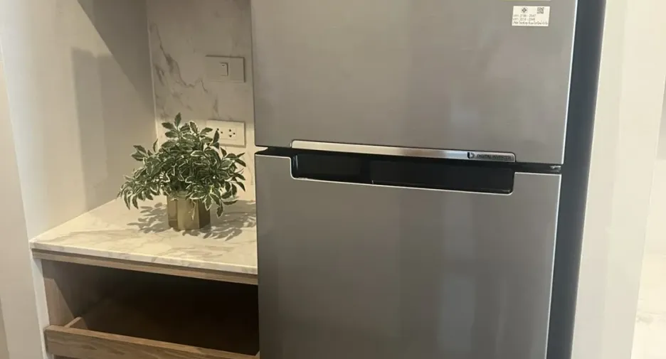 For rent studio condo in Pathum Wan, Bangkok