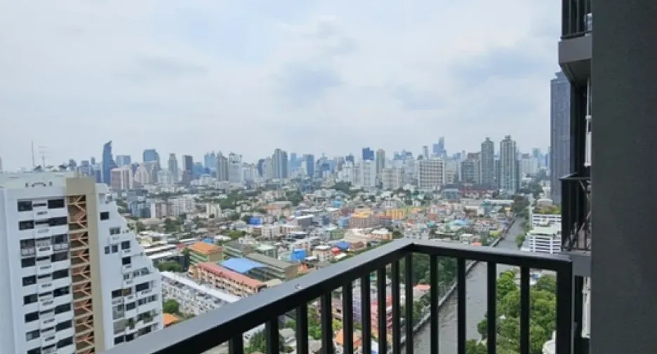 For rent 1 bed condo in Watthana, Bangkok