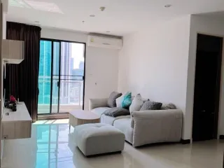 For rent 2 bedrooms condo in Ratchathewi, Bangkok