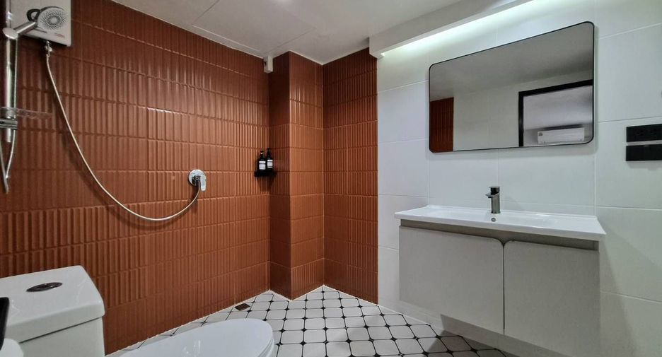 For rent 4 ベッドルーム house in Watthana, Bangkok