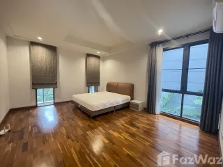 Casa en alquiler de 4 habitaciones en Bang Na, Bangkok