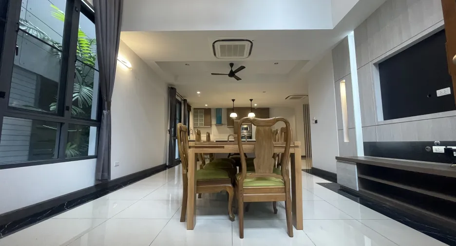 For rent 4 bedrooms house in Bang Na, Bangkok