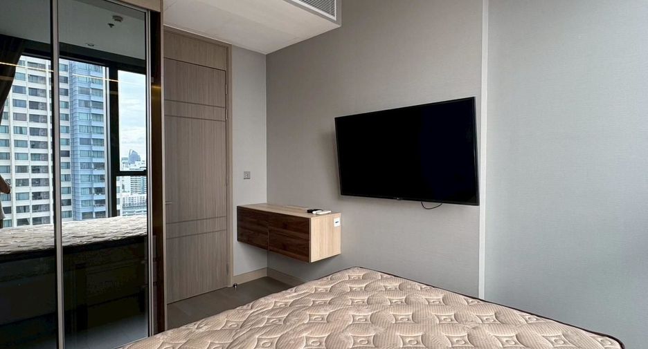 For rent 2 bedrooms condo in Watthana, Bangkok