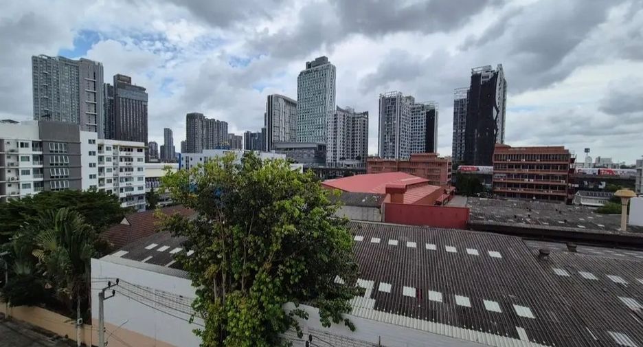 For rent 1 bed condo in Phra Khanong, Bangkok
