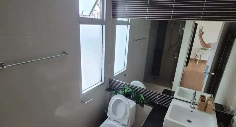 For rent 1 bed condo in Phra Khanong, Bangkok