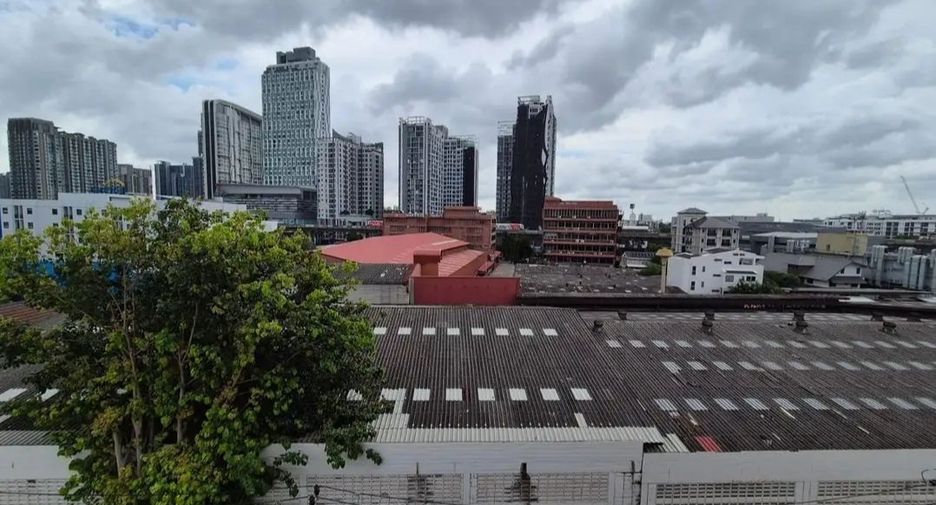 For rent 1 bed condo in Phra Khanong, Bangkok