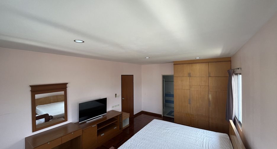 À louer 1 chambre condo à Yan Nawa, Bangkok