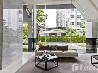 À louer 1 chambre condo à Khlong San, Bangkok