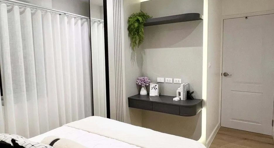 Wohnung zur Miete mit 3 Zimmer in Yan Nawa, Bangkok