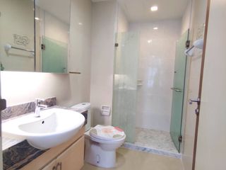 For rent 2 bedrooms condo in Bang Rak, Bangkok