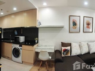 For rent 2 bedrooms condo in Bang Rak, Bangkok